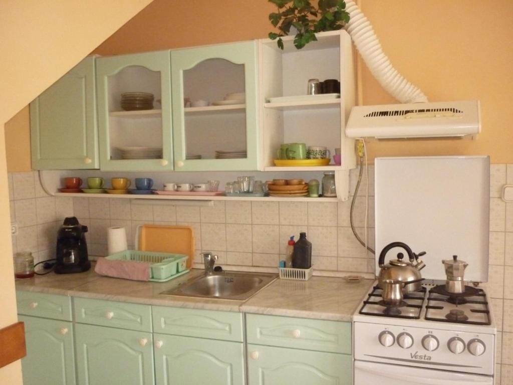 Barbara Apartmanhaz Kehidakustany Exterior photo