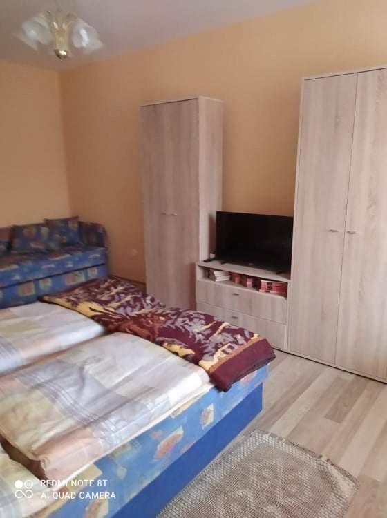 Barbara Apartmanhaz Kehidakustany Exterior photo