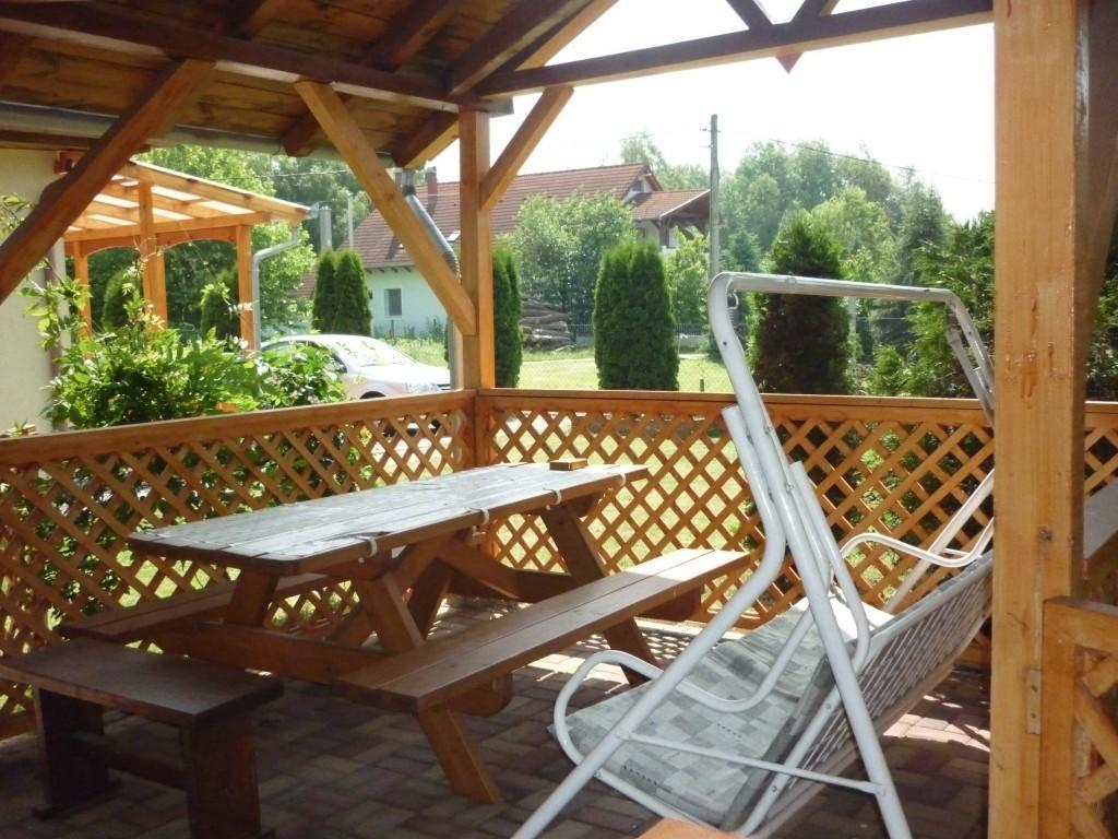 Barbara Apartmanhaz Kehidakustany Exterior photo
